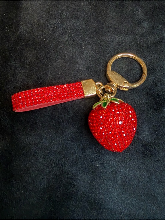 Source Unknown Accessories - Red Rhinestone Strawberry Keychain with Gold Hardware